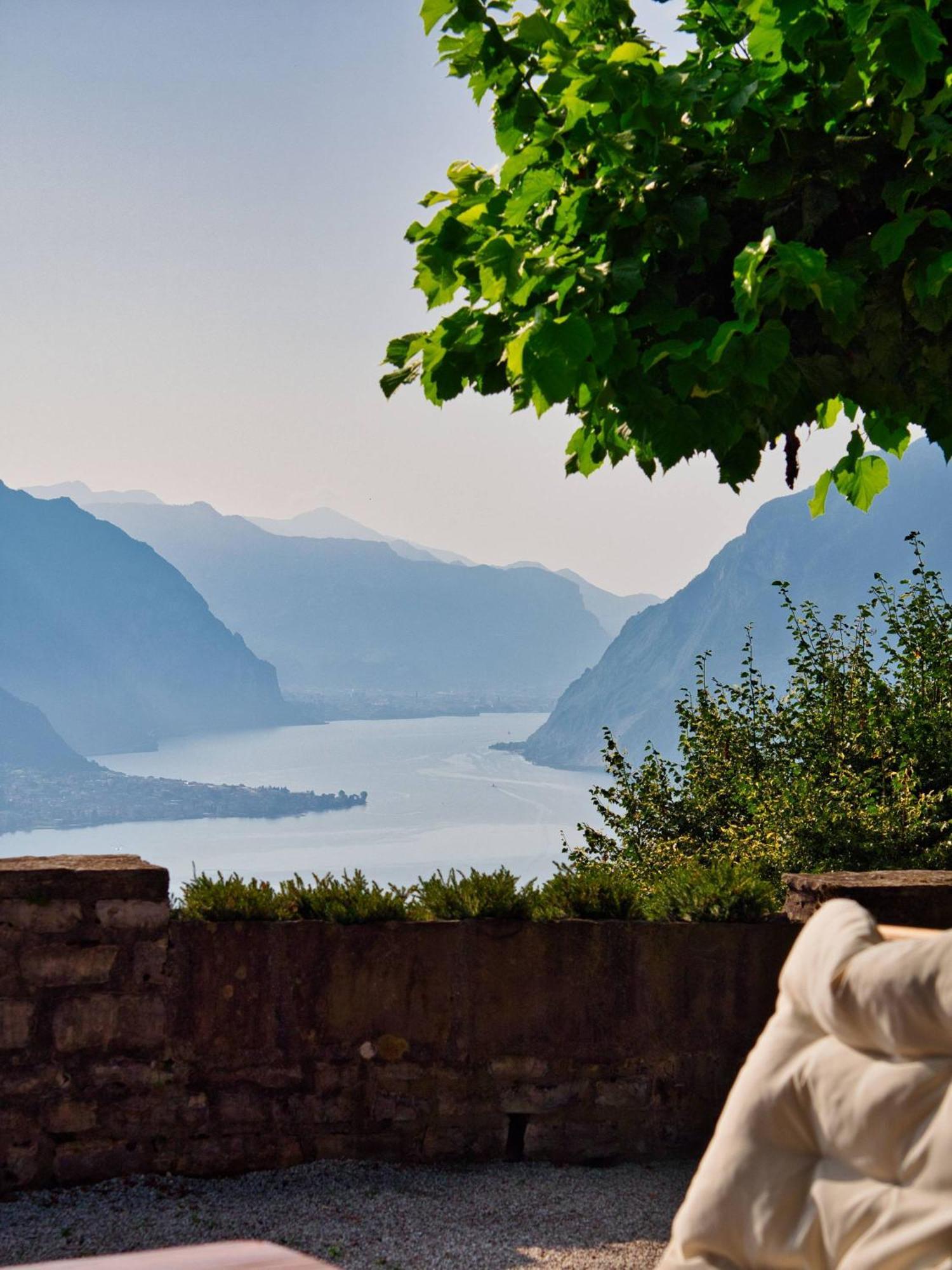 Panoramic Lakeview House Bellagio Civenna Exterior photo